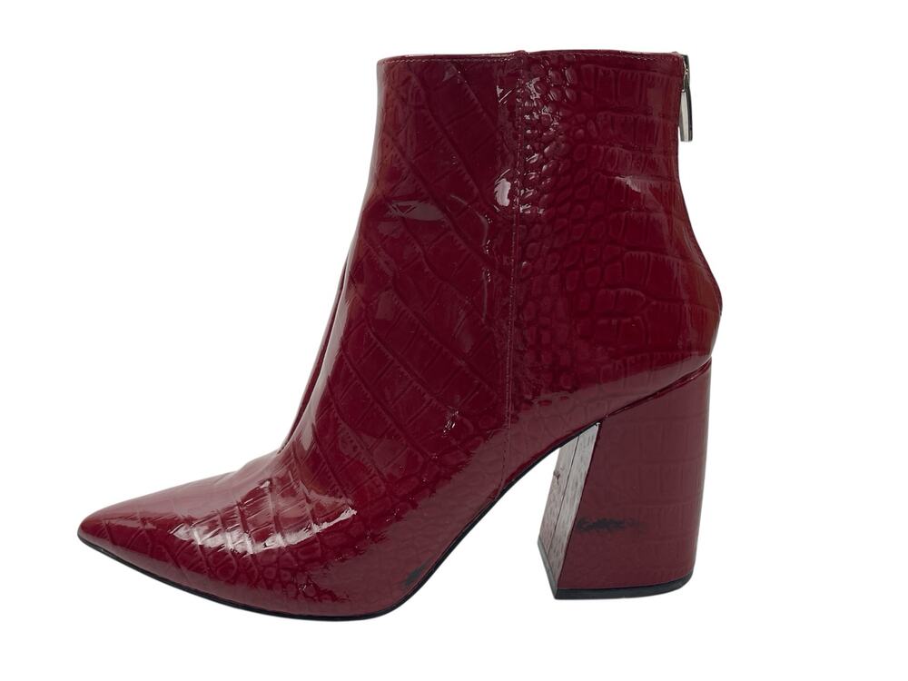 Vince Camuto Benedie Red Patent Leather Crocodile Pointed Toe Ankle Boots Sz 10